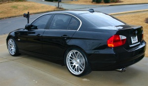 2006 BMW 330 with 19x8.5 wheels