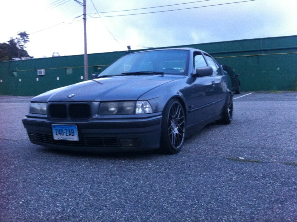 1995 BMW 323 with 18x8.5 VMR VB3 wheels