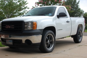 2007 GMC Sierra 1500HD Classic with 20x9 wheels