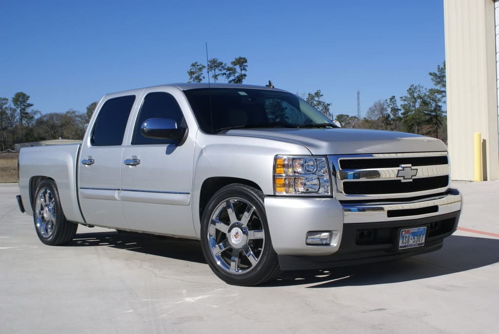 2009 Chevrolet Silverado 2500HD with OEM Cadillac Escaalde wheels