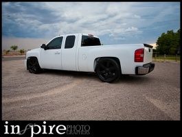2009 Chevrolet Silverado 2500HD with OEM Chevrolet SS Replica wheels