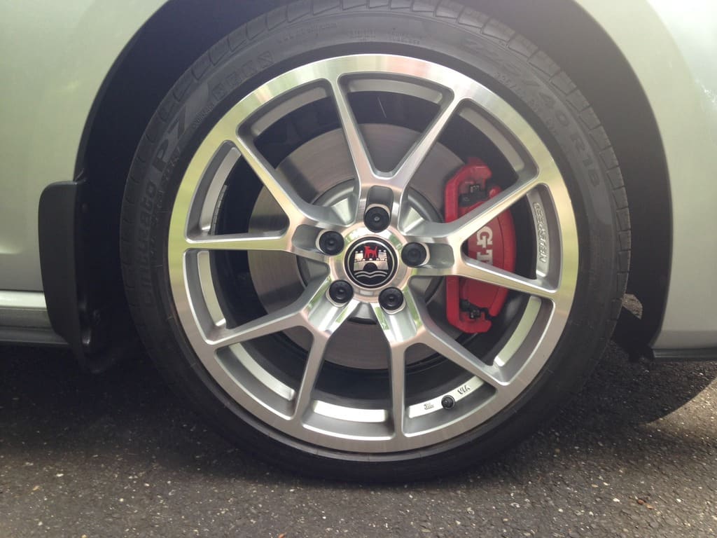 2014 Volkswagen GTI with 18x8 Neuspeed RSE10 wheels
