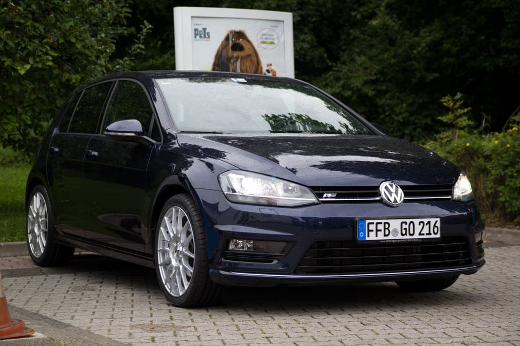 2014 Volkswagen GTI with 18x7.5 ATS Streetrace wheels