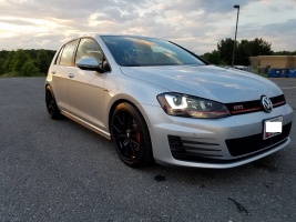 2014 Volkswagen GTI with 18x8.5 RSe10 wheels
