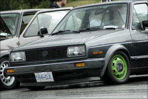 1999 Volkswagen Jetta with 13x4.5 wheels
