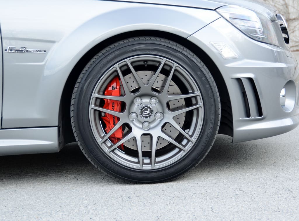 2009 Mercedes-Benz C-Class with 18x8.5 Forgestar F14 wheels