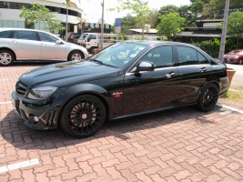 2010 Mercedes-Benz C-Class with 19x8.5 Advan F15 wheels