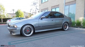 2000 BMW 528 with BMW M6 Replica wheels