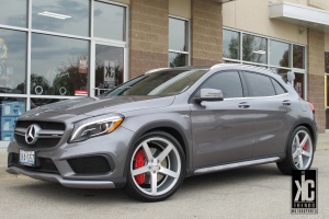 2015 Mercedes-Benz CLA-Class with 20x9 Vossen CV3 wheels