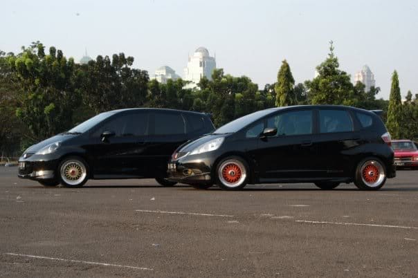 2009 Honda Fit with 16x7 BBS RS 098 wheels