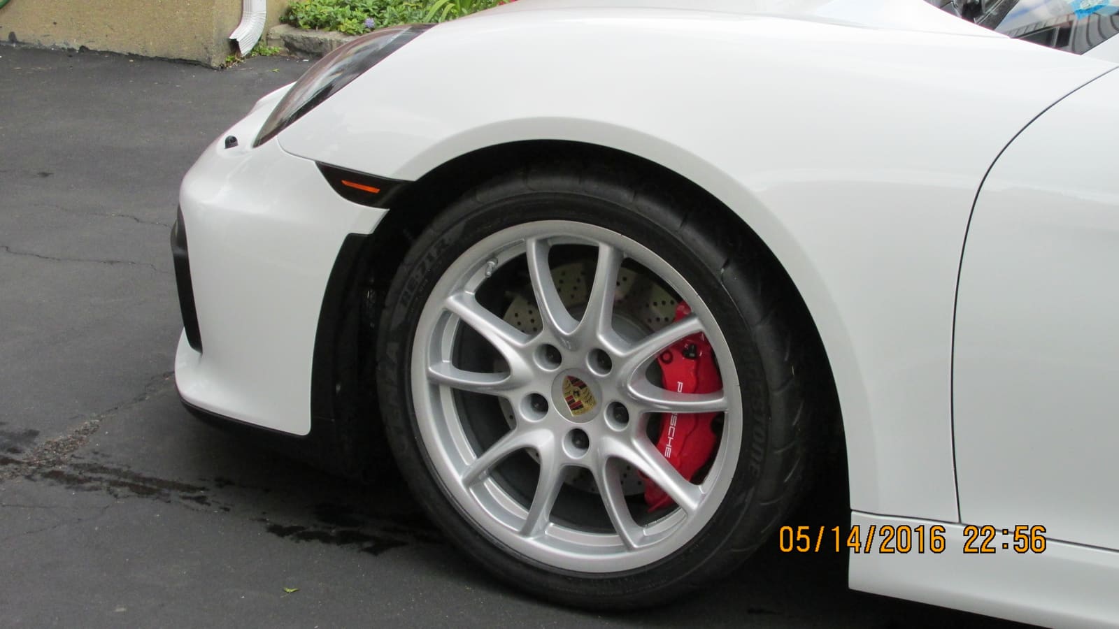 2013 Porsche Boxster with 18x8.5 Dynamics GT3 wheels