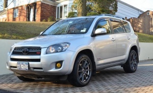 2008 Toyota RAV4 with Bremmer Kraft BR08 wheels