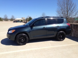 2010 Toyota RAV4 with Enkei Rdr9 wheels