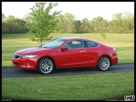 2008 Honda Accord with 19x8 wheels