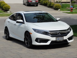 2016 Honda Civic with 18x8 Ruffino Boss wheels