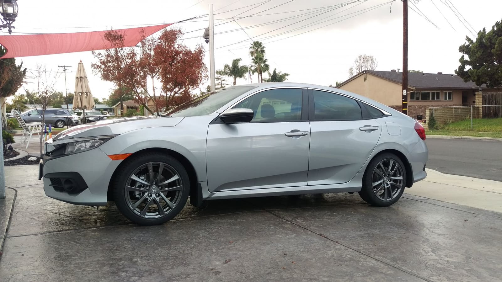 2016 Honda Civic with HPD wheels