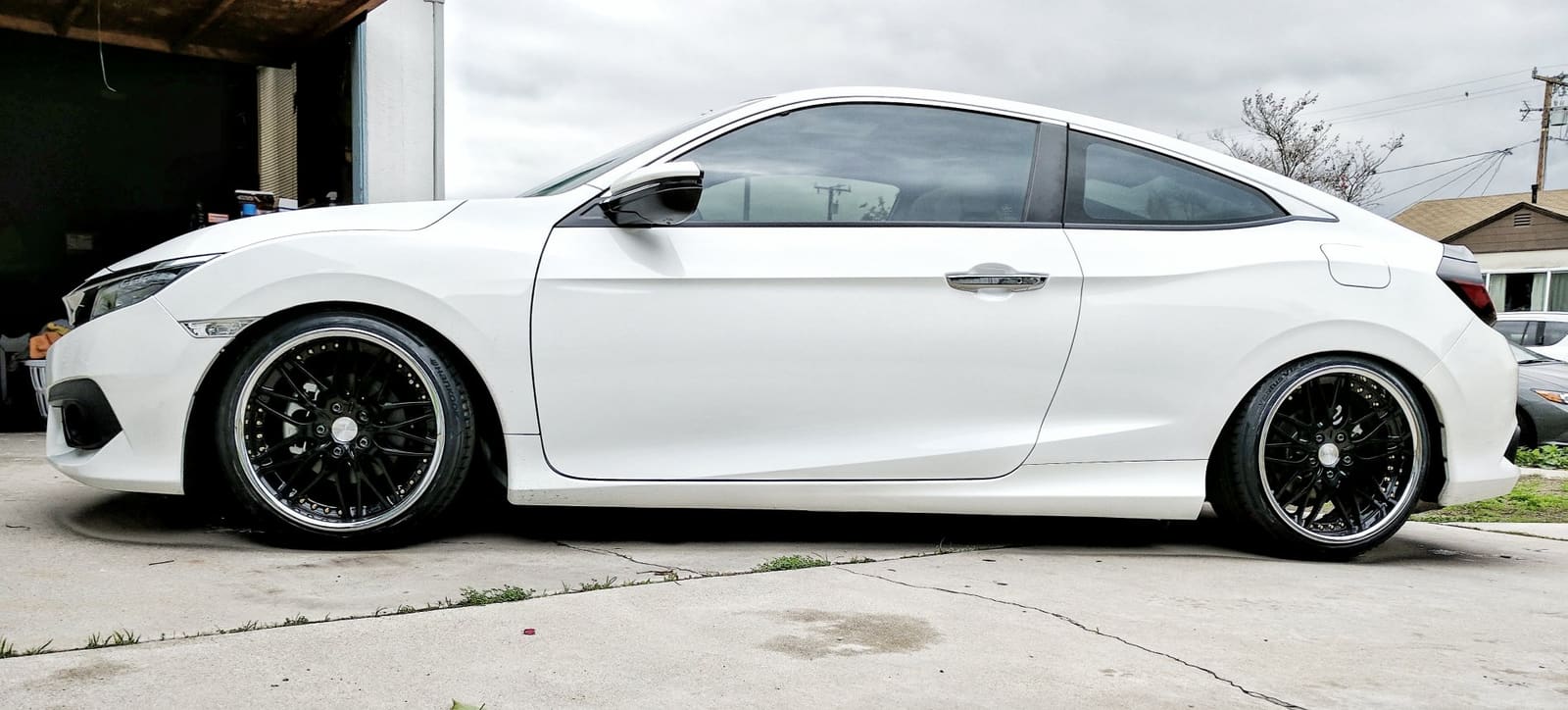2016 Honda Civic with 18x9.5 Leon Hardiritt wheels