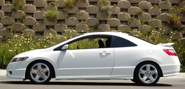 2005 Honda Civic with 17x7 OEM Acura CL wheels