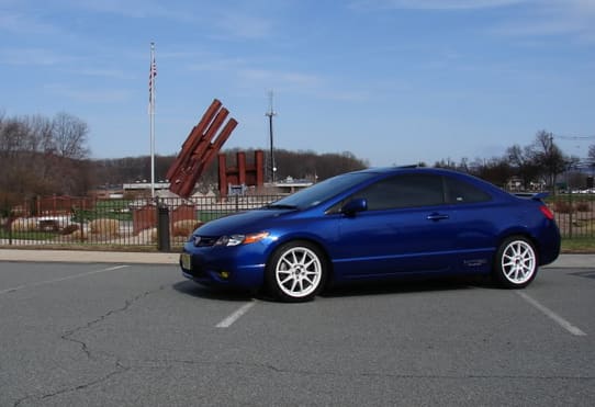 2004 Honda Civic with 17x7.5 OEM Acura RSX wheels