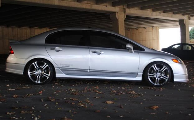 2006 Honda Civic with 18x8 OEM Acura TL wheels