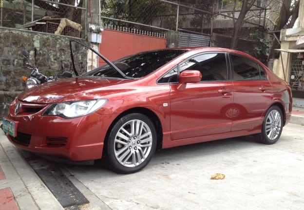 2005 Honda Civic with 17x6.5 Enkei wheels