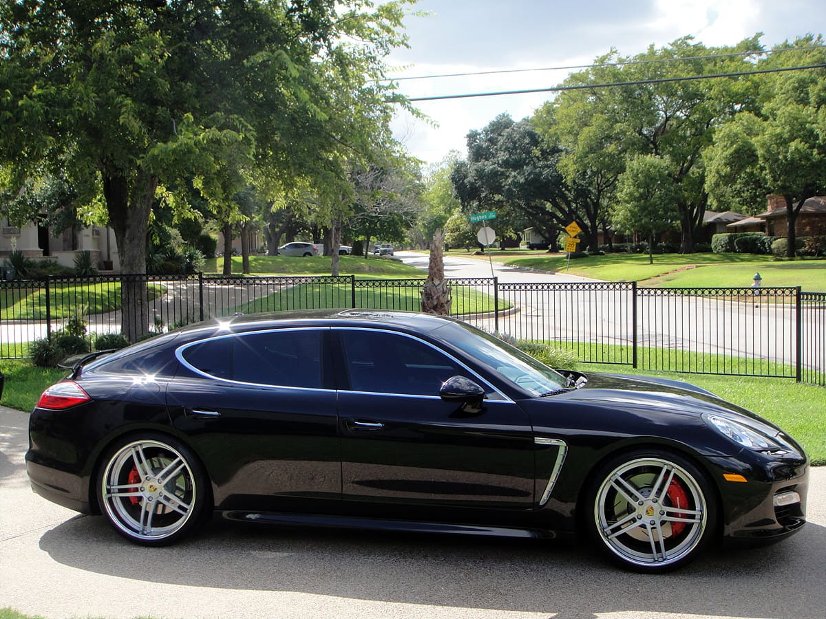 2014 Porsche Panamera with Modulare D1 wheels