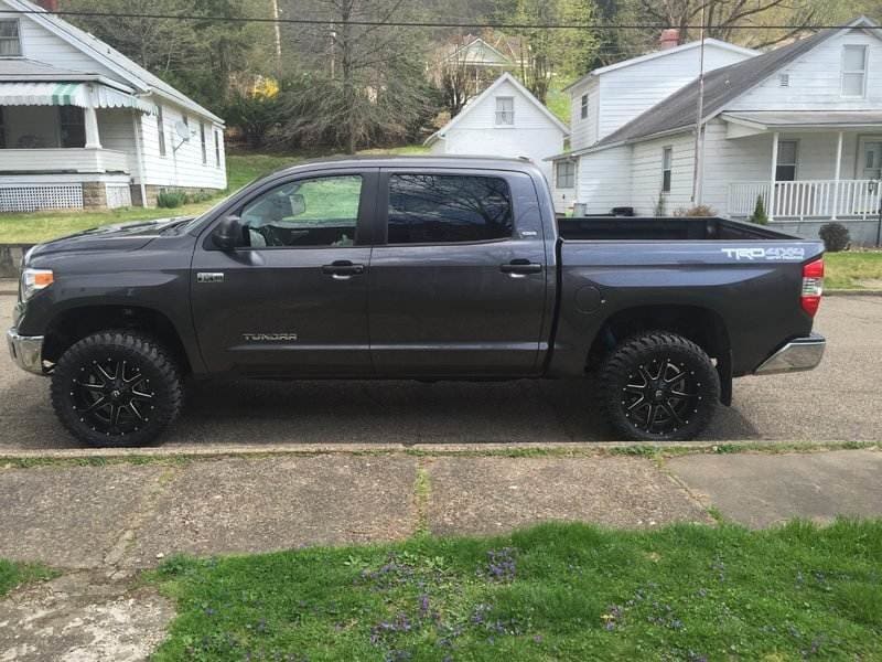 2008 Toyota Tundra with 20x10 Fuel Mavericks D538 wheels