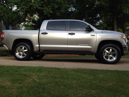 2008 Toyota Tundra with Enkei ST6 wheels