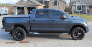 2008 Toyota Tundra with 20x8.5 XD 775 wheels