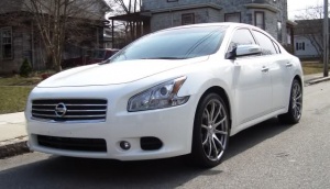 2009 Nissan Maxima with Privat Vulkan wheels