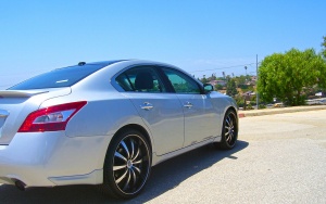 2010 Nissan Maxima with 22x8.5 Versante 219 wheels