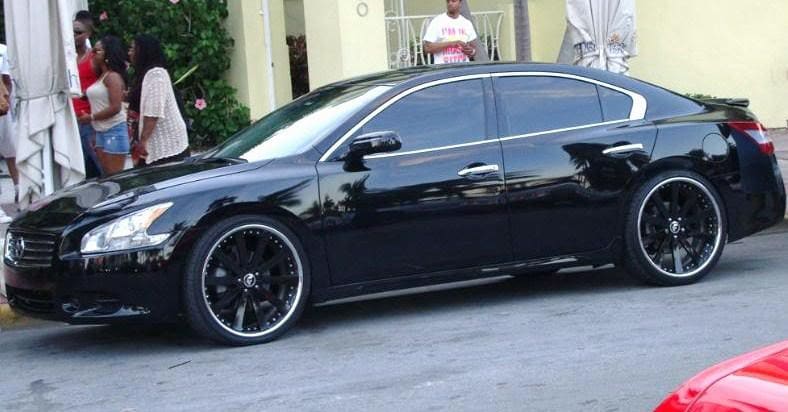 2010 Nissan Maxima with Forgiato Concavo wheels