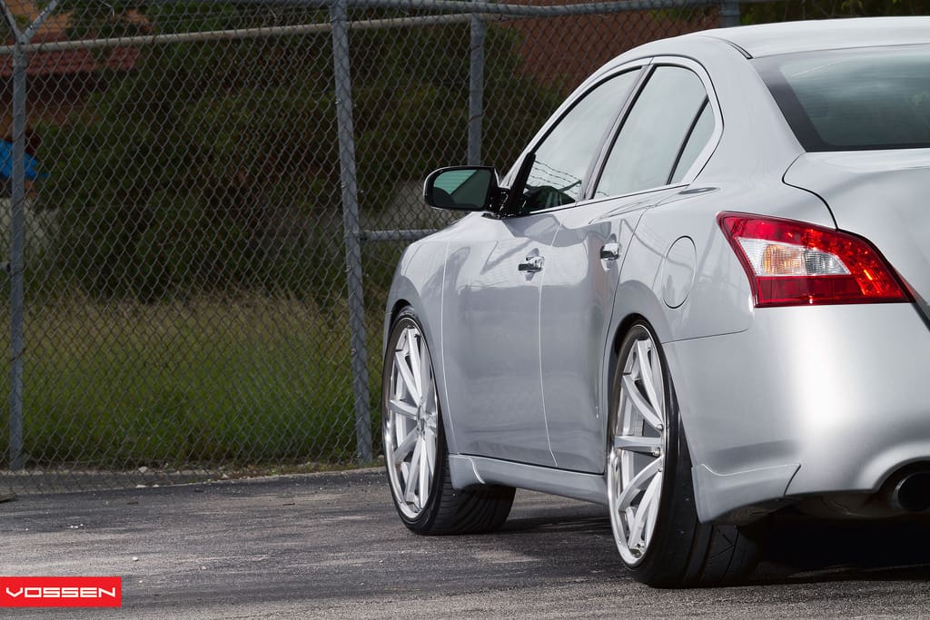 2010 Nissan Maxima with 22x9 wheels