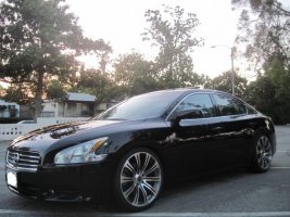2012 Nissan Maxima with BMW M3 wheels