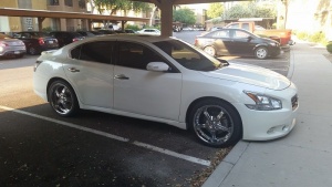 2014 Nissan Maxima with Velocity wheels