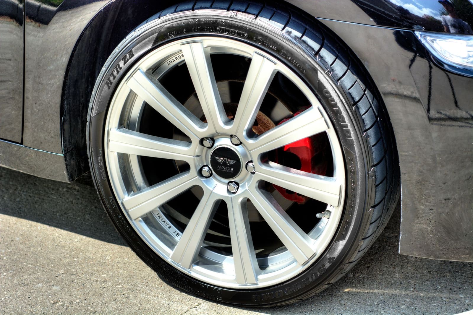2014 Nissan Maxima with 20x8.5 Avarus AV10 wheels