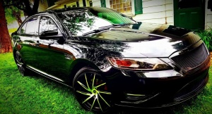 2014 Ford Taurus with 20x8.5 Platinum Hawk 433U wheels