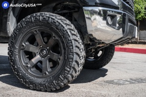 2015 Toyota Tundra with 20x9 Fuel D564 wheels