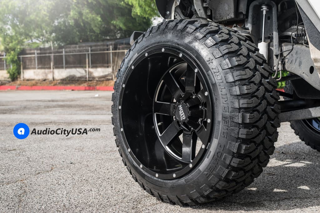 2016 Jeep Wrangler with 22x14 Moto Metal 962 wheels