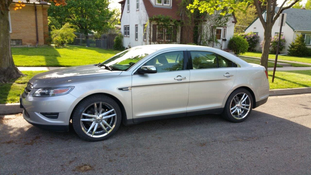 2013 Ford Taurus