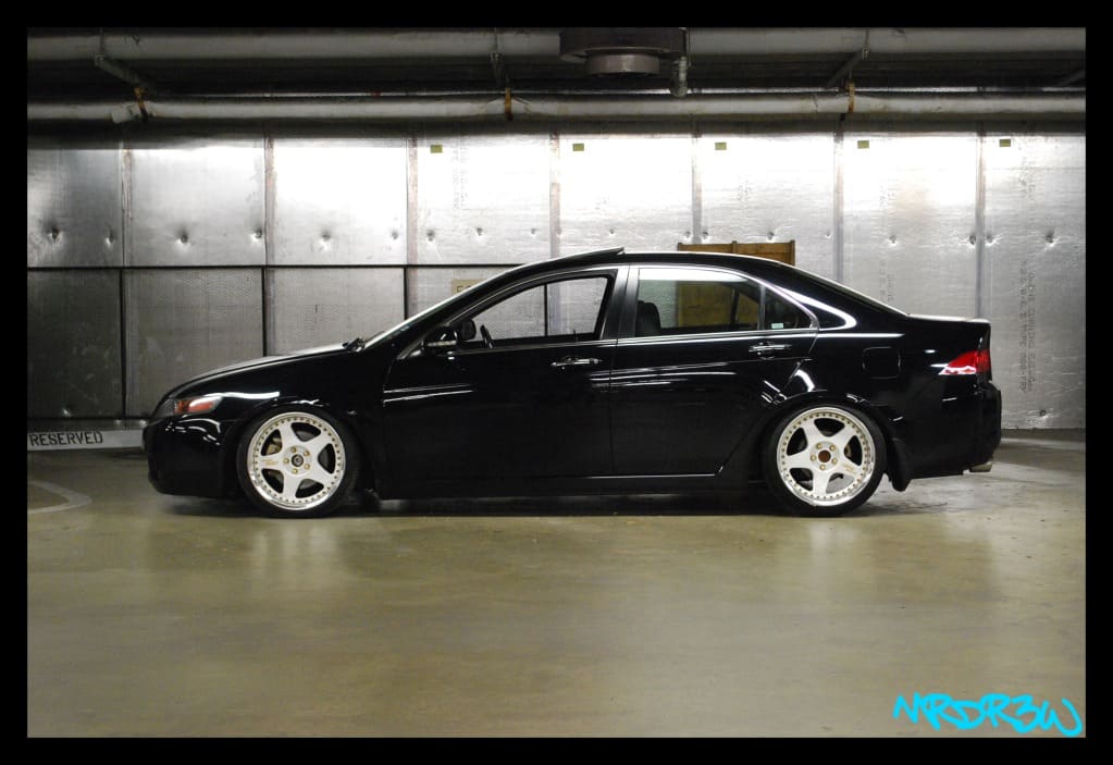 2004 Acura TSX with 18x8 Koenig Monster wheels