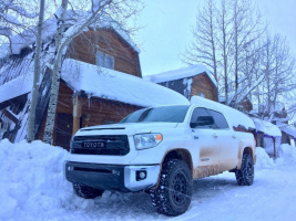 2015 Toyota Tundra with Method Race NV wheels