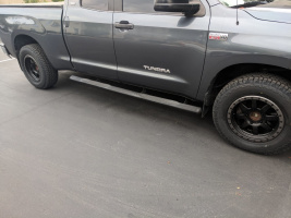 2008 Toyota Tundra with 18x9 Fuel D552 TROPHY wheels