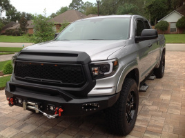 2016 Toyota Tundra with Fuel Avenger D606 wheels