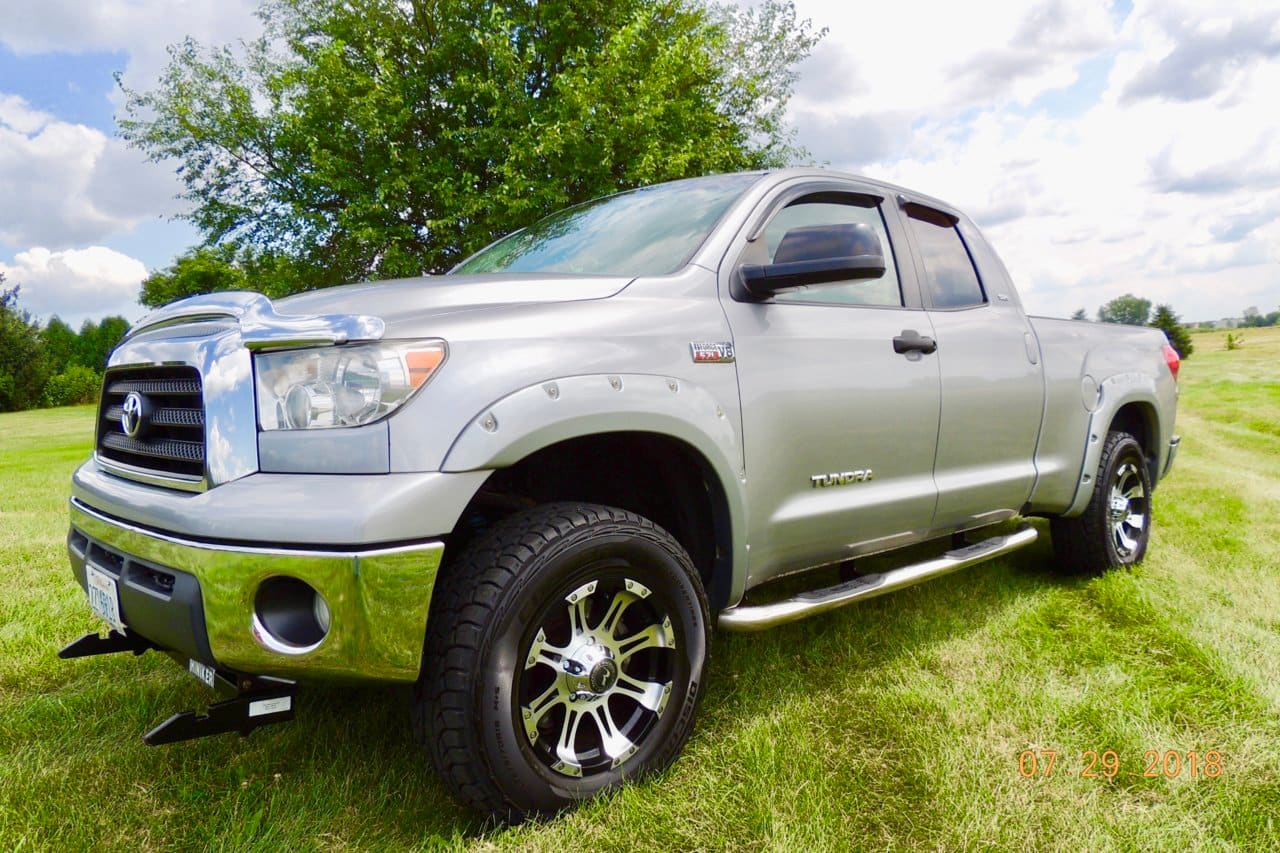 2017 Toyota Tundra with 18x9 Raceline Wheels Raptor wheels