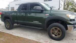 2018 Toyota Tundra with 18x8.5 Enkei Commander wheels