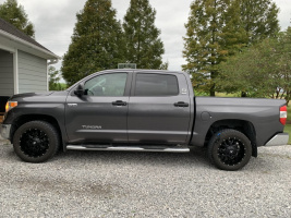 2017 Toyota Tundra with 20x9 Dropstars Wheels 645 wheels