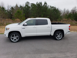 2017 Toyota Tundra with 22x9.5 Niche Wheels Scuderia 5 wheels