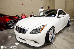 2011 Infiniti G37 with 19x10 Luxury Abstract Stella X wheels