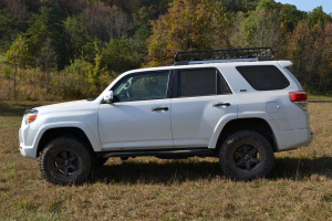 2011 Toyota 4Runner with 17x8 Level 8 MK6 wheels